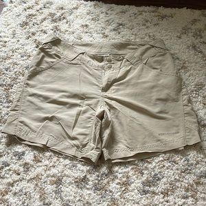 Khaki PFG Columbia shorts